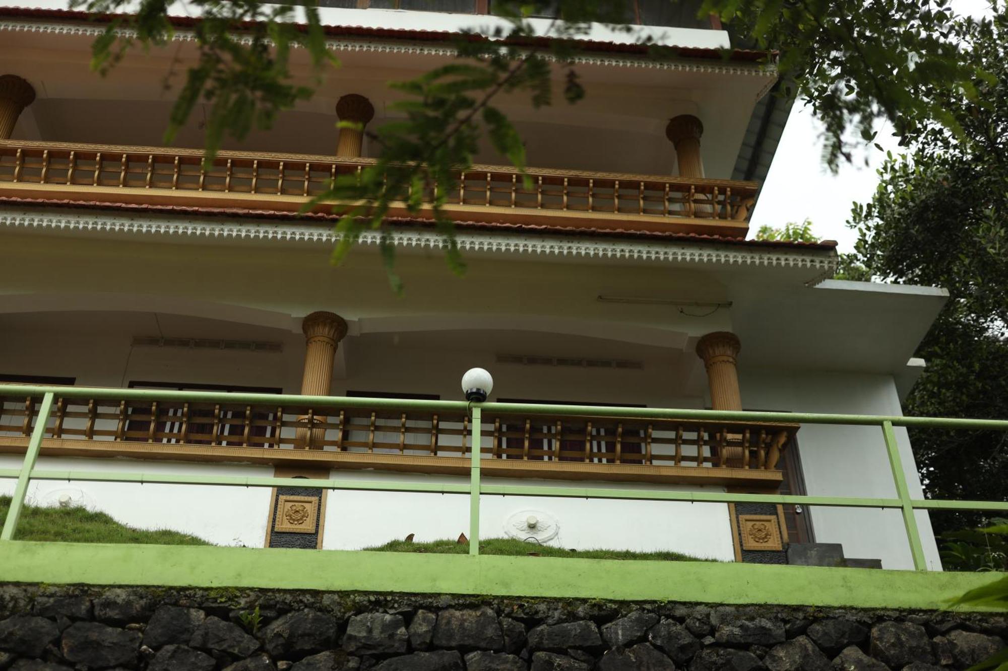 Ashramam Health Resort Kattappana Extérieur photo