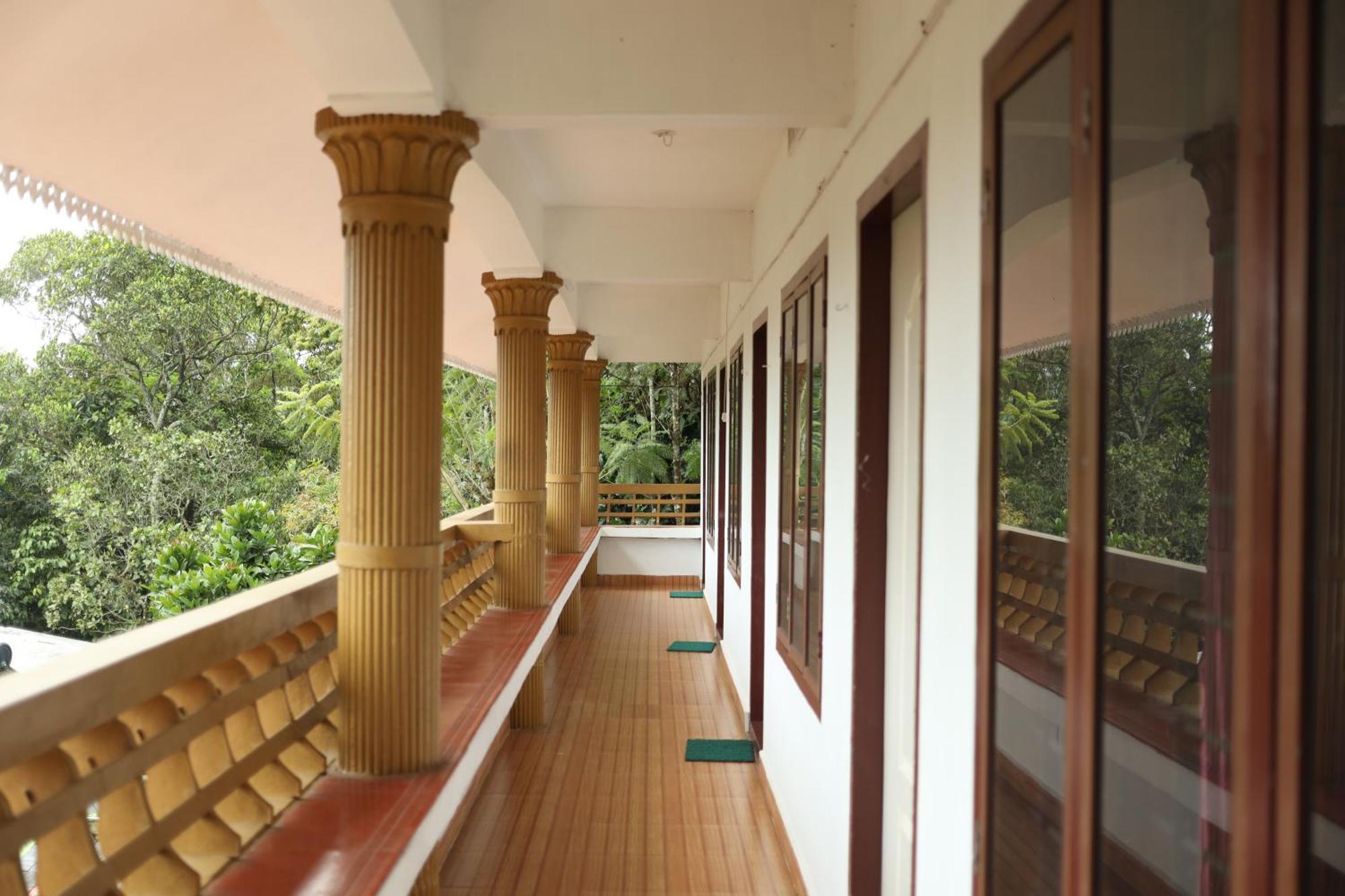 Ashramam Health Resort Kattappana Extérieur photo